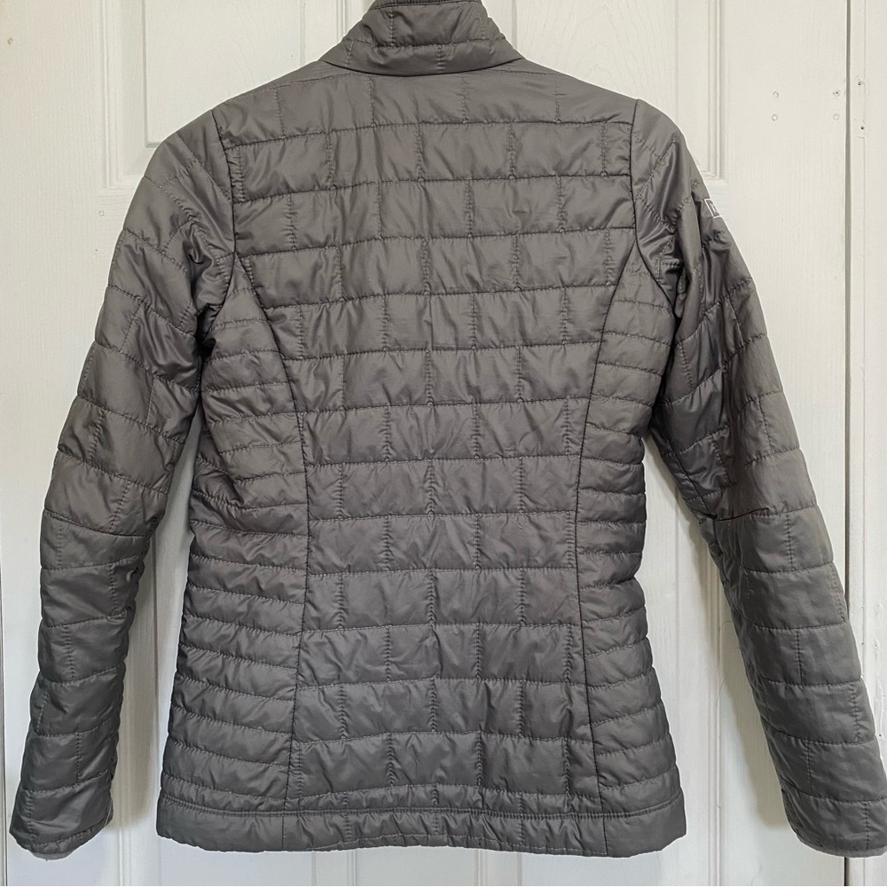 Patagonia Women's Nano Puff Quilted Jacket Silver XS - Picture 7 of 9